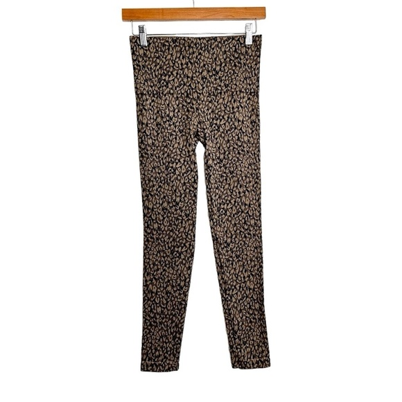 SPANX Look at Me Now Seamless Animal Print Leggings Sz Medium Brown Black FL3515 - Picture 4 of 10